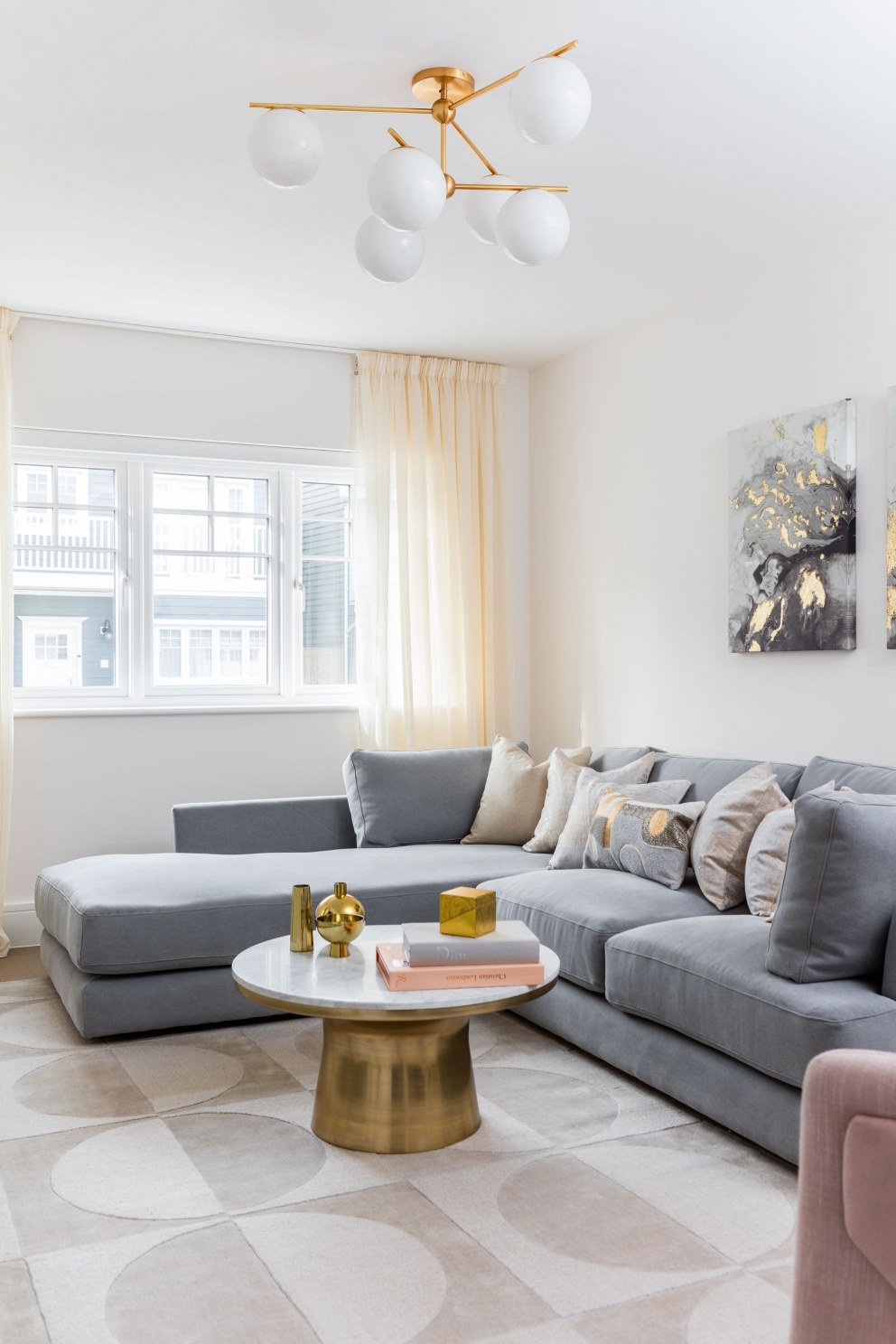 Green Park Residence | Living Room | Interior Designers
